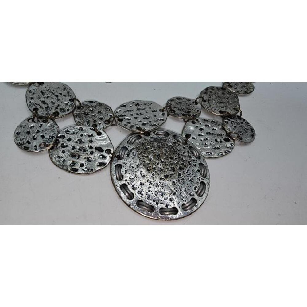 Vtg Ruby Road Silver-Tone Statement Necklace With… - image 8